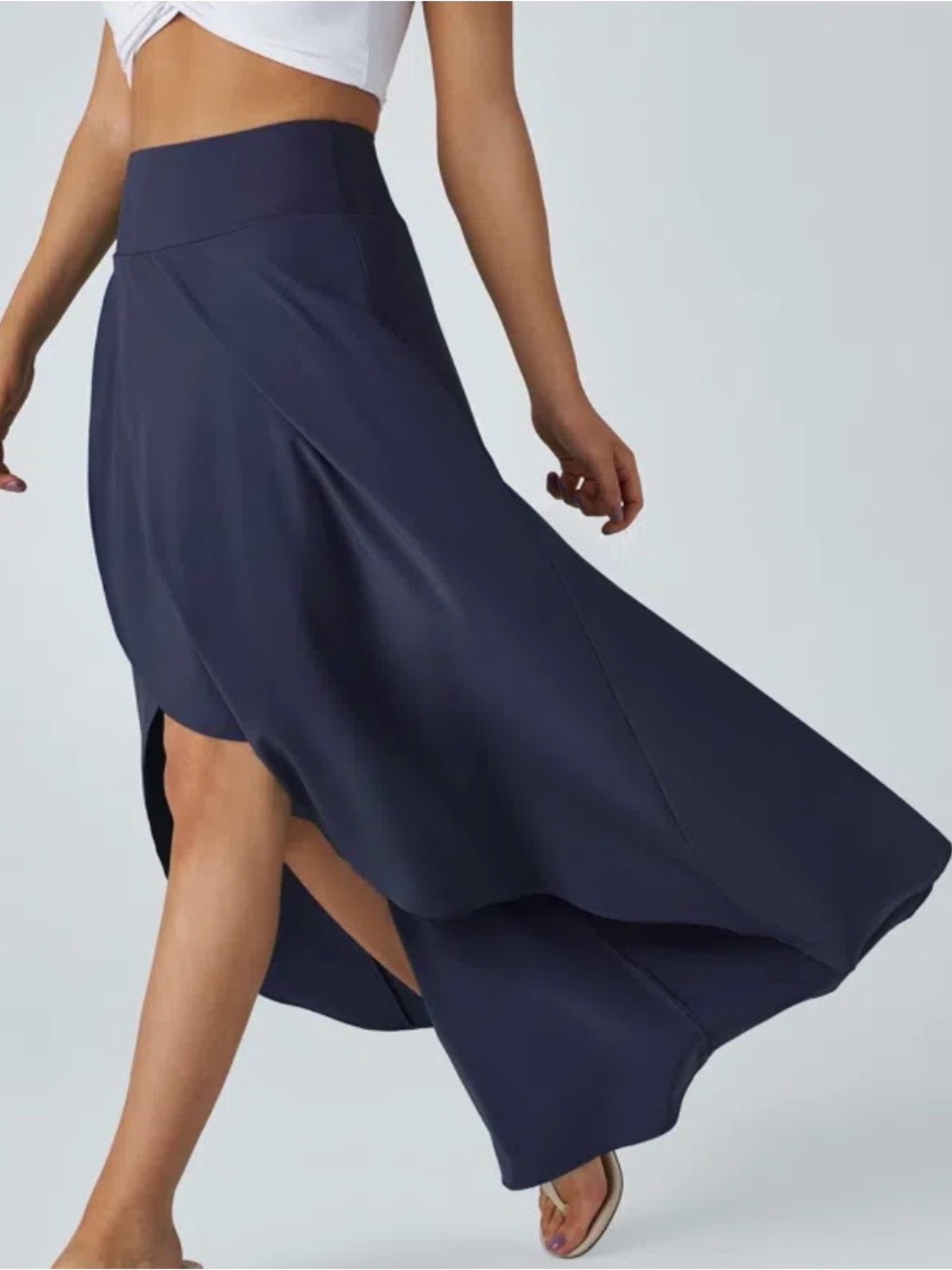 Halara Flowy Full Slit Maxi w/built in bloomers Sz S